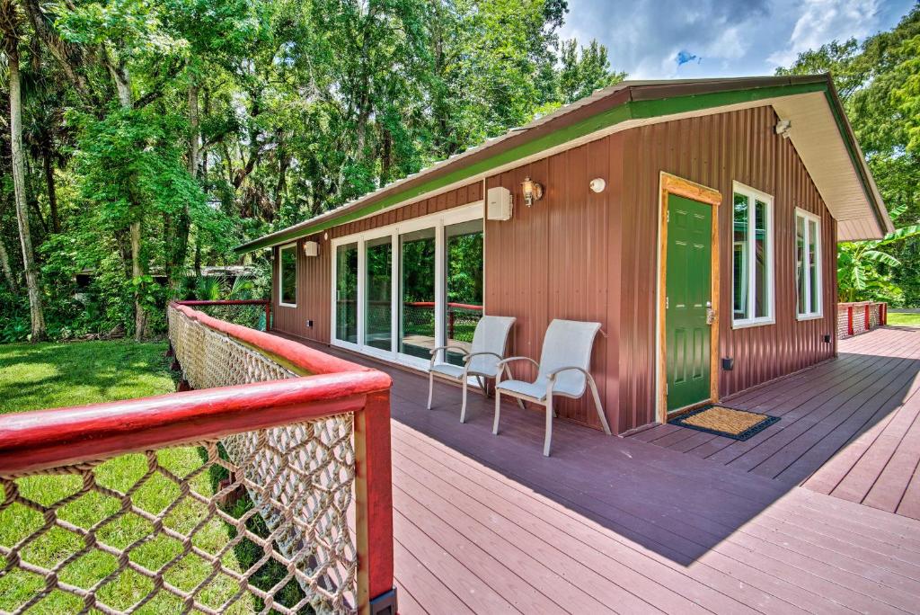 Riverfront Orlando Area Cabin in Wekiwa State Park - image 3