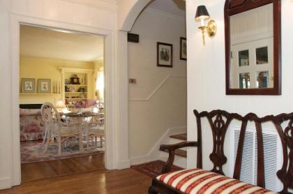 Longacre Bed And Breakfast - image 11