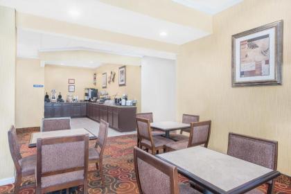 Microtel Inn & Suites by Wyndham Corpus Christi/Aransas Pass - image 15