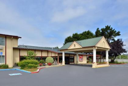 Red Roof Inn Arcata - image 14