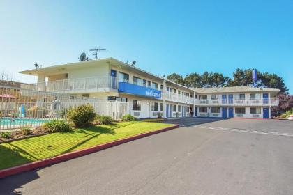 Motel 6-Arcata CA - Humboldt University - image 12