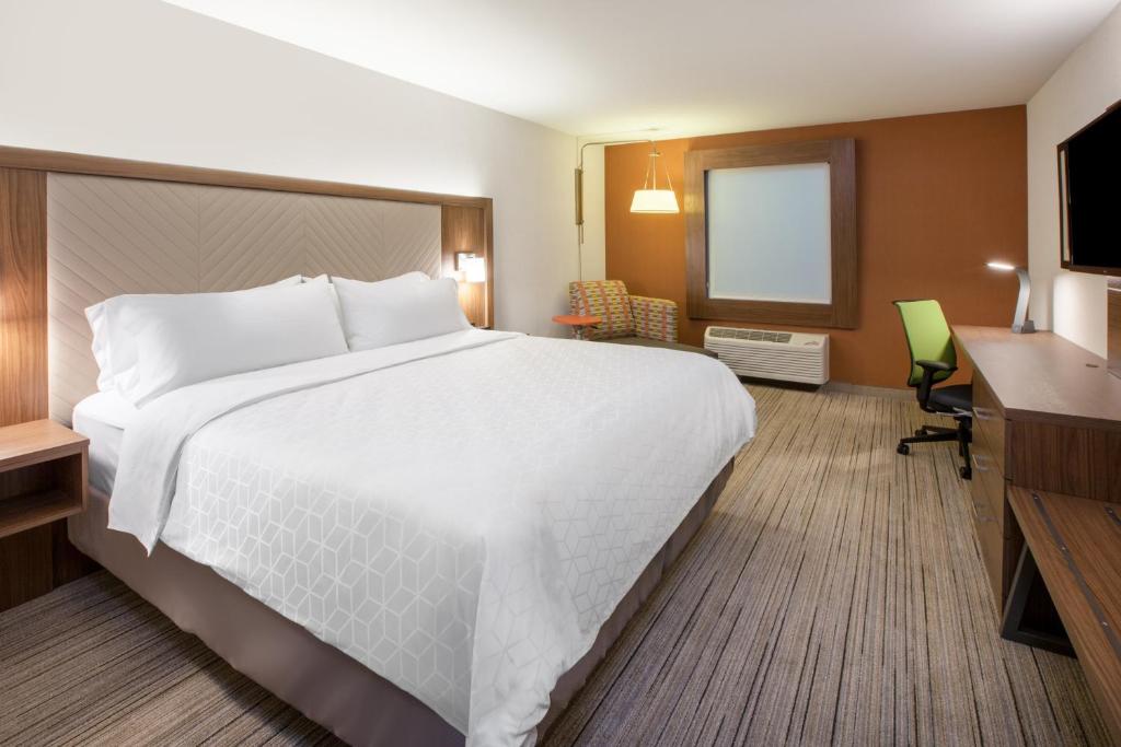 Holiday Inn Express & Suites - Ardmore an IHG Hotel - image 6