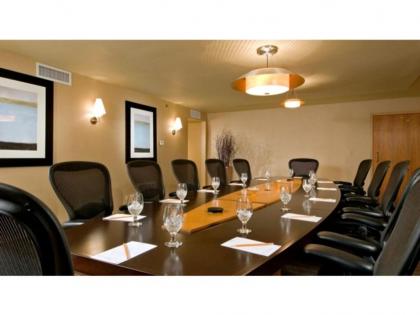 DoubleTree by Hilton Chicago - Arlington Heights - image 11