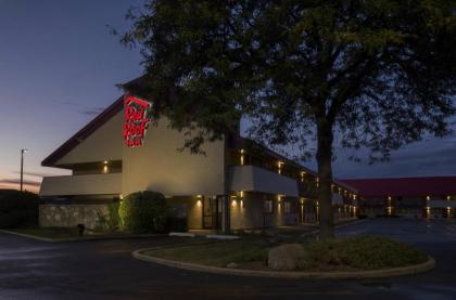 Red Roof Inn Chicago-OHare Airport/Arlington Heights - image 13