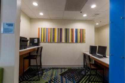 Holiday Inn Express & Suites Arlington North – Stadium Area an IHG Hotel - image 5