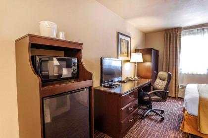 Quality Inn Near Seattle Premium Outlets - image 8