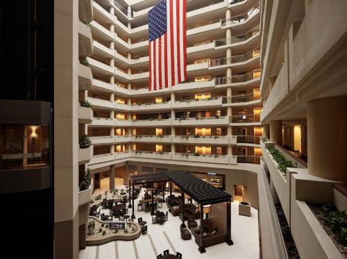 Embassy Suites Crystal City - National Airport - main image