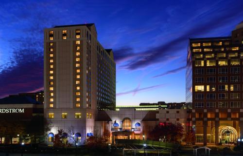 The Ritz Carlton Pentagon City - main image