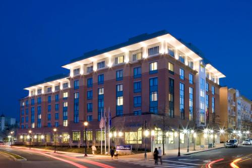 Hilton Garden Inn Shirlington - main image