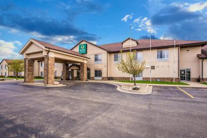 Quality Inn  Suites Lodi Arlington