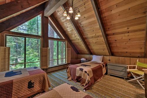 Cabin with BBQ Deck Near Big Trees State Park! - image 5