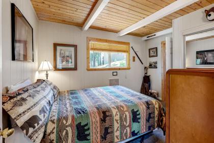 Beary Happy Cabin - image 8