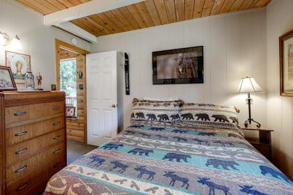 Beary Happy Cabin - image 9