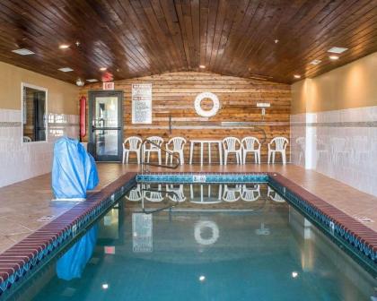 Rodeway Inn & Suites - Okoboji - image 13