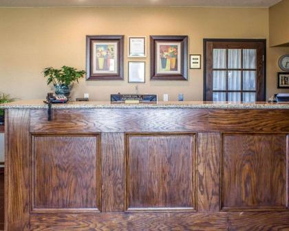 Rodeway Inn & Suites - Okoboji - image 6