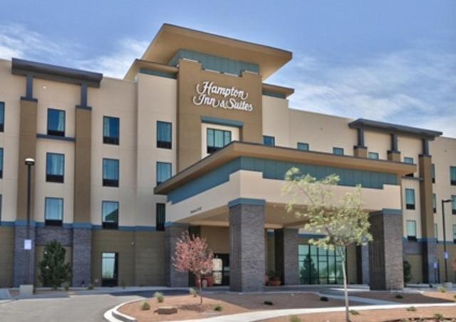 Hampton Inn & Suites Artesia - main image