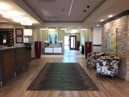 Hampton Inn & Suites Artesia - image 3