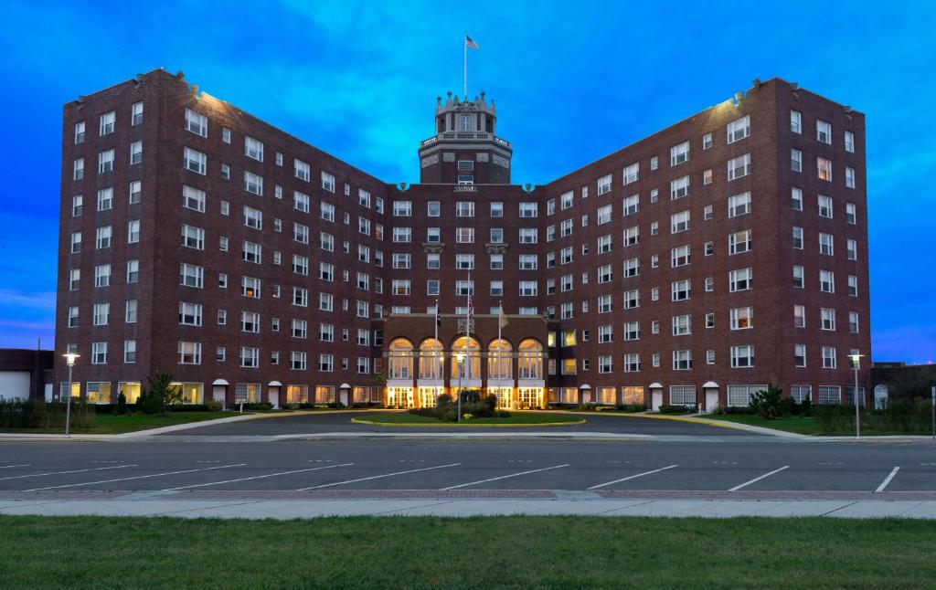 Berkeley Oceanfront Hotel - main image