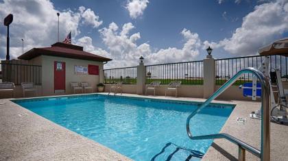 Best Western Ashburn Inn - image 5