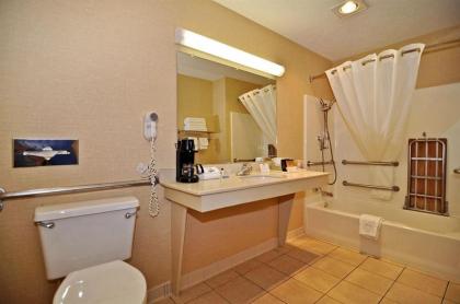 Best Western Ashburn Inn - image 9