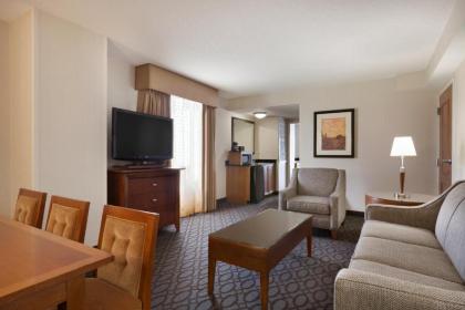 Embassy Suites Dulles - North/Loudoun - image 3