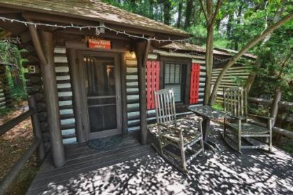 Log Cabin Motor Court - image 3