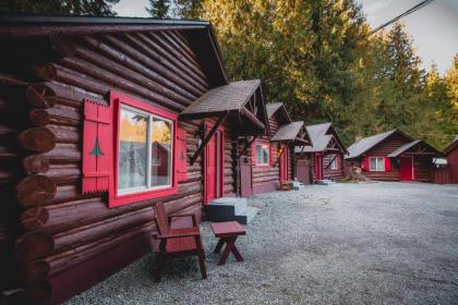 Gateway Inn & Cabins - image 10