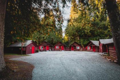 Gateway Inn & Cabins - image 11