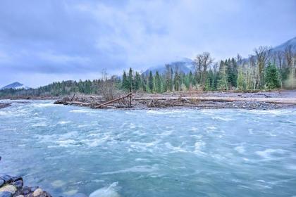 Quiet A-Frame Cabin Walk to Nisqually River - image 7