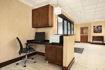 Hampton Inn Richmond/Ashland - image 11