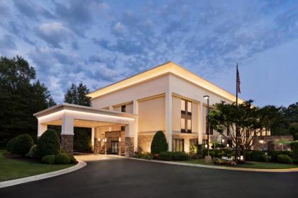 Hampton Inn Richmond/Ashland - image 14