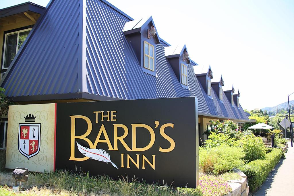 Bard's Inn Hotel - image 5