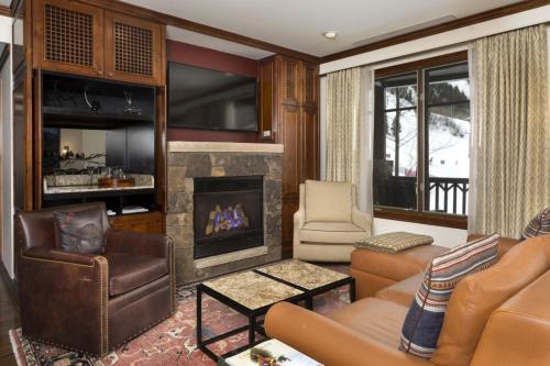 Aspen CO Ritz Carlton 3 Bedroom Residence Club Condo Ski-in Ski-out - image 2