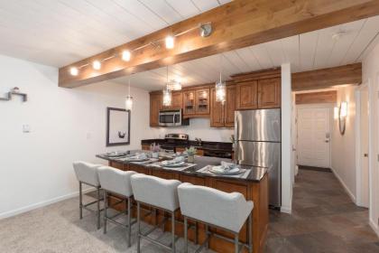 Updated 2BR in the Heart of Aspen - image 10
