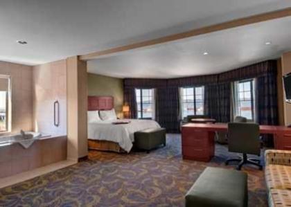 Hampton Inn & Suites Astoria - image 15