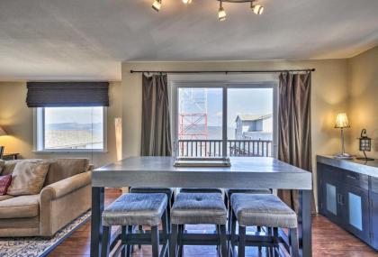 Waterfront Condo on Pier in Downtown Astoria! - image 12