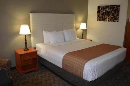 Best Western Plus Colony Inn - image 14