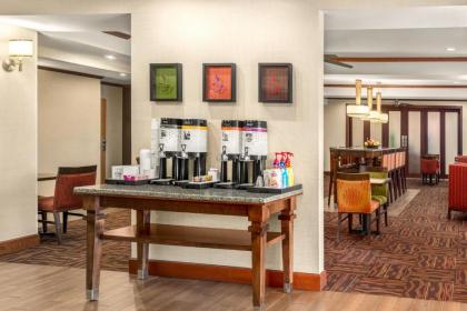 Hampton Inn Athens - image 12