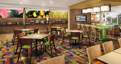 Fairfield Inn & Suites by Marriott Athens - image 14