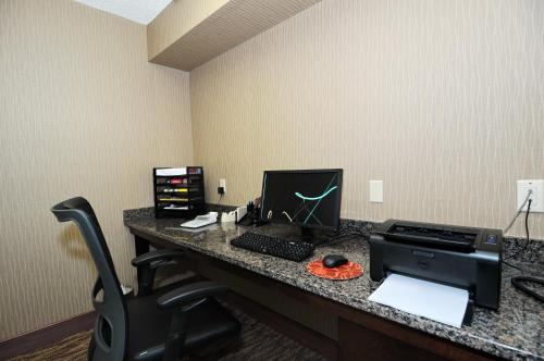 Hampton Inn Athens - image 7