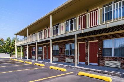 Econo Lodge - Athens - image 15