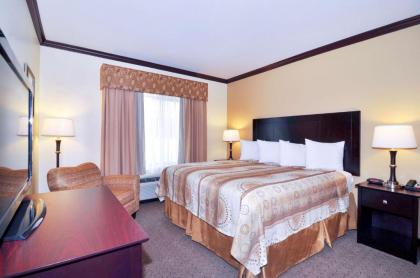 Best Western Plus Royal Mountain Inn & Suites - image 10