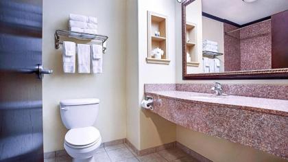 Best Western Plus Royal Mountain Inn & Suites - image 14