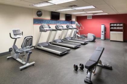 Hampton Inn & Suites Atlanta-Downtown - image 4