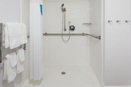 Hampton Inn Atlanta Perimeter Center - image 3