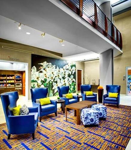 Courtyard by Marriott Atlanta Buckhead - image 5