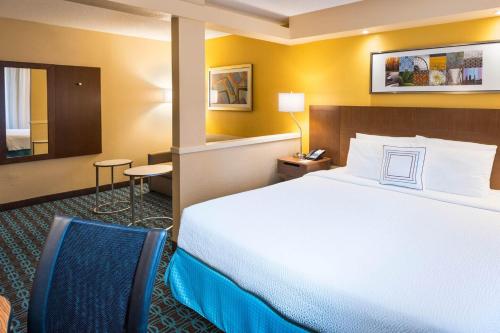 Fairfield Inn & Suites by Marriott Atlanta Perimeter Center - image 2