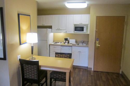 Extended Stay America Suites - Atlanta - Buckhead - image 2