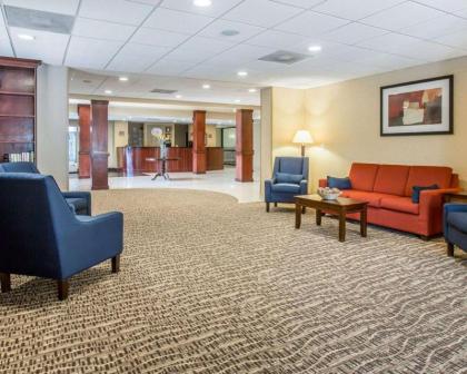 Comfort Suites Atlanta Airport - image 2