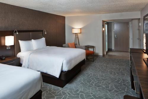 Doubletree By Hilton Atlanta Perimeter Dunwoody - image 2